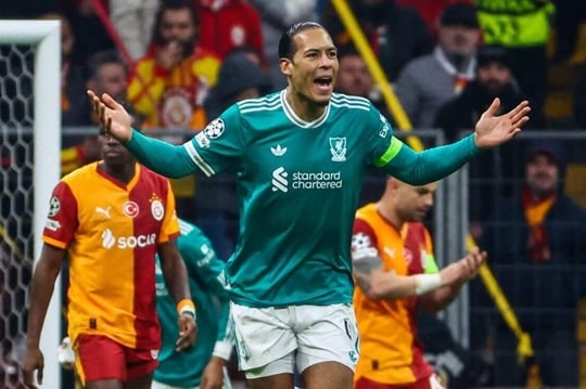 Ngoại hạng Anh chắc suất Champions League thứ 5 bất chấp chuỗi thất bại tại châu Âu