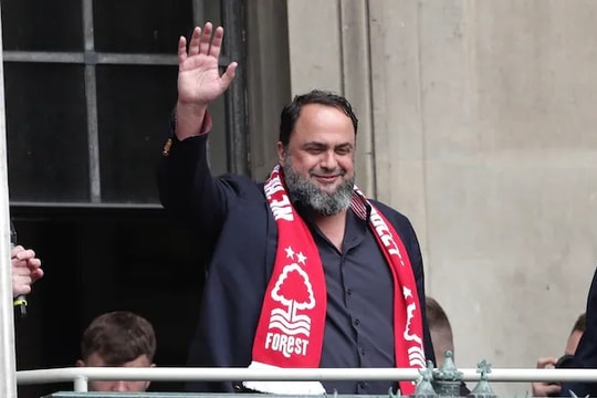 Evangelos Marinakis: Sự tàn nhẫn và hào phóng của ông chủ Nottingham Forest