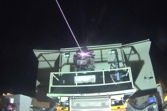 Israel triển khai vũ khí laser Iron Beam và tên lửa chiến lược Blue Sparrow tại Trung Đông