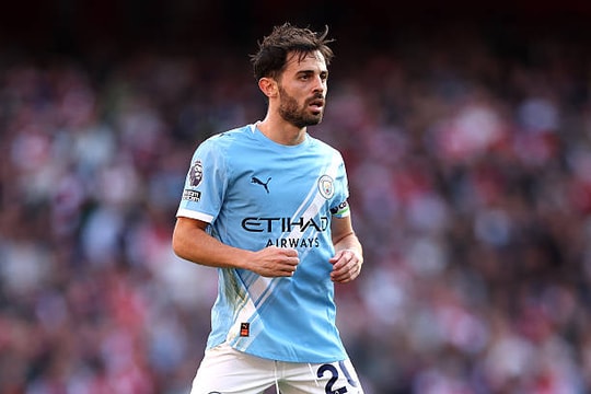 Bernardo Silva bóc trần sự thật tại Man City: Chỉ còn 5 người từ đội hình ăn ba