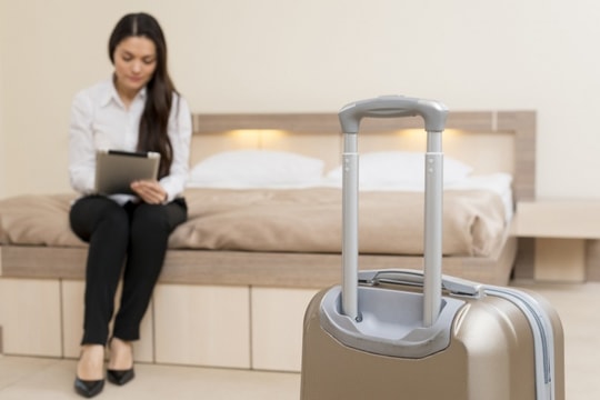Kinh nghiệm nhận phòng khách sạn: Tại sao bạn nên chụp ảnh hiện trạng ngay lập tức?