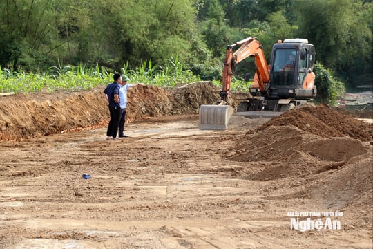 Người dân xã Tân An tự nguyện hiến hàng nghìn m2 đất mở đường