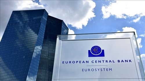 ECB giữ nguyên lãi suất 2%, cảnh báo rủi ro lạm phát từ giá năng lượng tăng mạnh