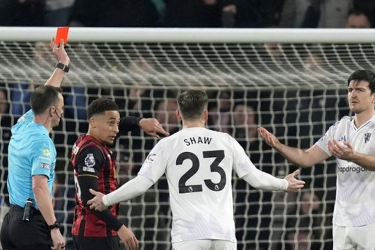 Maguire nhận thẻ đỏ, Man Utd đánh rơi chiến thắng trước Bournemouth trong trận hòa 2-2