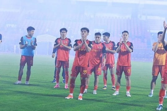 Ninh Bình hạ PVF-CAND 3-2: Kịch tính phút 90+3 và tấm vé bán kết Cúp Quốc gia