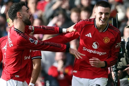 Cuộc đua khốc liệt hồi sinh hàng công Manchester United dưới thời Michael Carrick