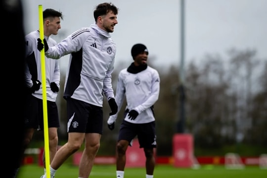 Michael Carrick và kế hoạch 24 ngày hồi sinh 'quân bài tẩy' Mason Mount tại Man Utd
