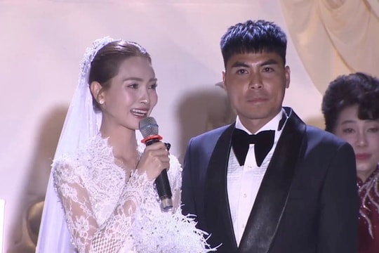 Đám cưới MC Mù Tạt và cầu thủ Đức Huy: Những giọt nước mắt và lời nhắn gửi người cha quá cố
