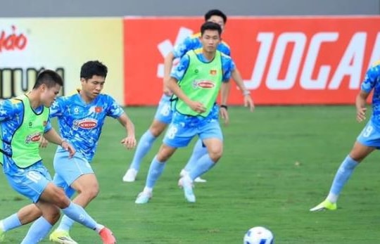 HLV Kim Sang-sik loại Tiến Linh, xóa bỏ vùng an toàn tại tuyển Việt Nam