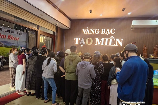 Giá vàng biến động mạnh, thị trường Nghệ An “nóng” theo nhịp hồi phục
