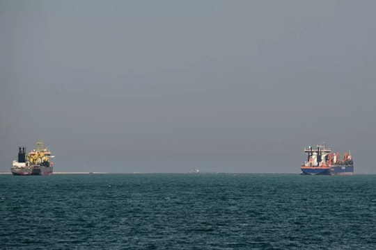 Những tàu chở hàng nào có thể đi qua Eo biển Hormuz?