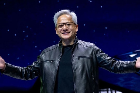 CEO Nvidia Jensen Huang gây bất ngờ khi tuyên bố siêu trí tuệ AGI đã xuất hiện