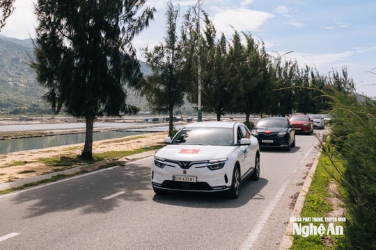 Lái sướng, tiện nghi cao cấp, chi phí phổ thông: Lý do nhiều chủ xe xăng chuyển sang VinFast VF 8 Eco