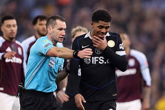 Wesley Fofana: Từ bom tấn 70 triệu bảng đến 'tử huyệt' nơi hàng thủ Chelsea