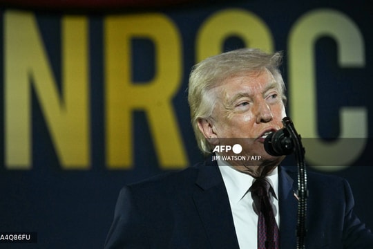 Ông Trump tuyên bố muốn kiểm soát dầu mỏ Iran theo kịch bản Venezuela