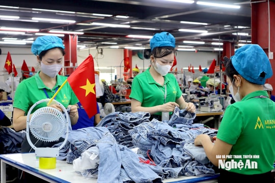 [Infographics] Từ ngày 1/7/2026, khi lương cơ sở tăng, những ai sẽ được hưởng?