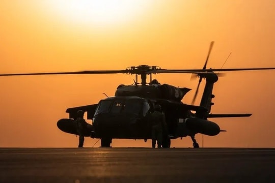 UAV tấn công căn cứ Mỹ tại Baghdad, phá hủy radar Sentinel và trực thăng Black Hawk