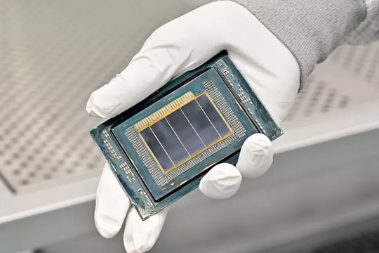 Cơn sốt AI đẩy giá CPU tăng vọt: Intel và AMD đối mặt tình trạng khan hiếm chip toàn cầu