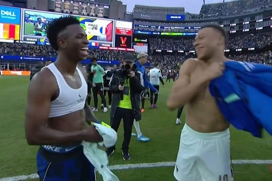 Nụ cười của Vinicius Junior và khoảng trống bản sắc trong tâm hồn người Brazil
