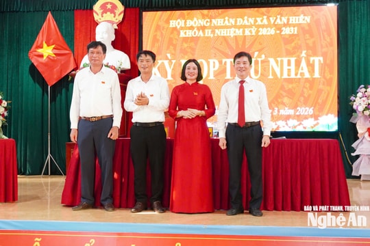Phó Chủ tịch HĐND tỉnh Nguyễn Như Khôi dự Kỳ họp thứ nhất HĐND xã Văn Hiến
