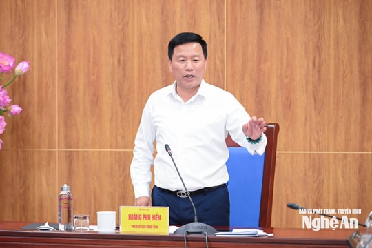 Đẩy nhanh tiến độ thực hiện dự án Đường bộ cao tốc Vinh - Thanh Thủy, mục tiêu phải khởi công trong tháng 5