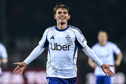 Man Utd chi 120 triệu euro chiêu mộ Eduardo Camavinga và Nico Paz từ Real Madrid