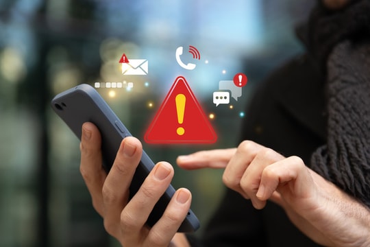 Phát hiện phần mềm gián điệp nguy hiểm theo dõi hoạt động của người dùng điện thoại