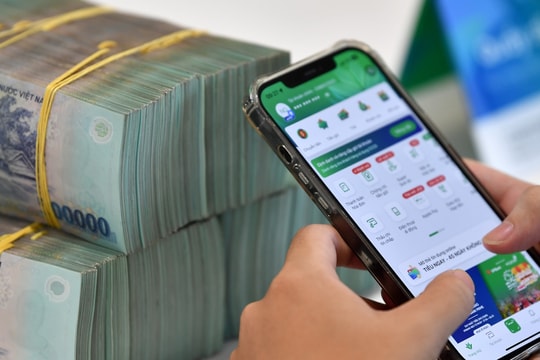 Lãi suất ngân hàng hôm nay 31/3: 20 nhà băng tăng lãi suất, mức cao nhất đạt 7,7%/năm