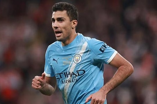 Chuyển nhượng 31/3: Real Madrid săn đón Rodri, Barca quyết chiêu mộ Julian Alvarez