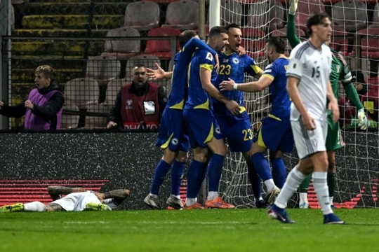 Tuyển Ý lần thứ 3 liên tiếp vắng mặt tại World Cup sau thất bại nghiệt ngã trước Bosnia