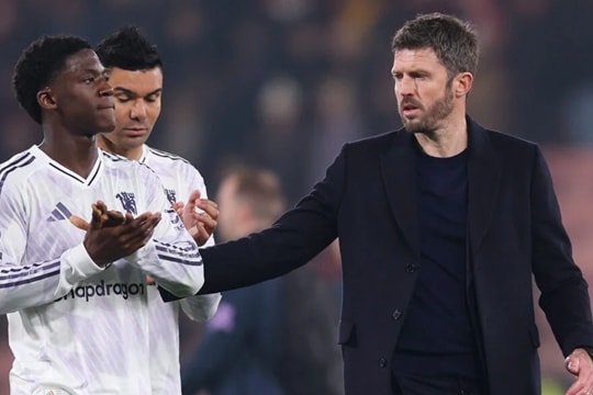 Michael Carrick hồi sinh Manchester United: Khi sự đơn giản chiến thắng triết lý phức tạp