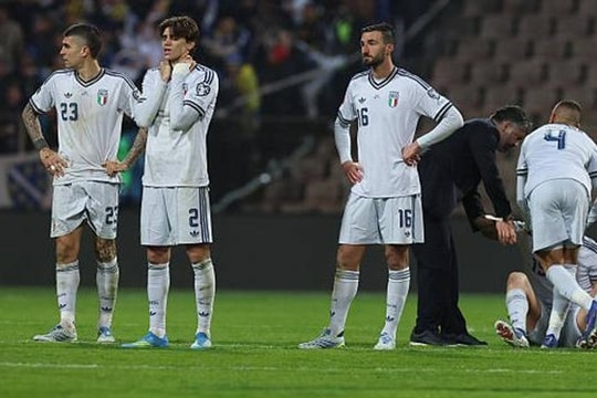 Ý lỡ hẹn World Cup lần thứ ba liên tiếp sau thất bại chấn động trước Bosnia