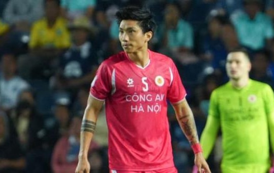 Đoàn Văn Hậu và CLB Công an Hà Nội thống trị giải thưởng V.League tháng 3