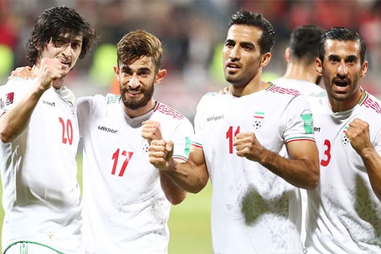 Đội tuyển Việt Nam trở lại top 100 FIFA; Được chủ nhà Mỹ hỗ trợ, tuyển Iran rộng cửa dự World Cup 2026