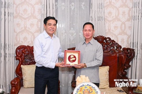 Chủ tịch UBND tỉnh Nghệ An thăm, chúc Tết Bunpimay Phó Thủ tướng nước Cộng hòa Dân chủ Nhân dân Lào