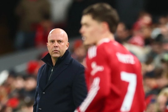 Arne Slot và 16 ngày định đoạt vận mệnh Liverpool: Sứ mệnh giải cứu mùa giải