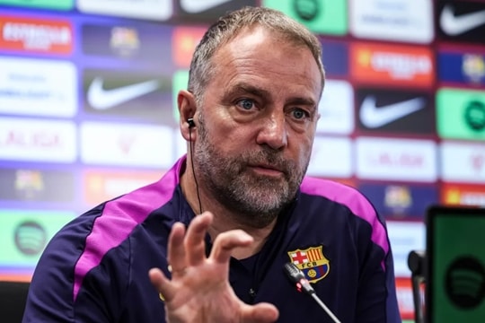 Hansi Flick và kế hoạch tác chiến đặc biệt của Barcelona tại hiểm địa Metropolitano
