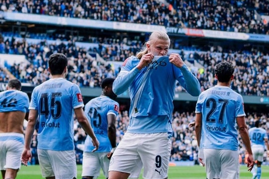 Haaland lập hat-trick, Man City vùi dập Liverpool 4-0 tại tứ kết FA Cup