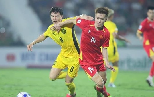 Báo Malaysia: Cần cải tổ bộ máy quản lý thay vì lạm dụng nhập tịch để thắng Việt Nam