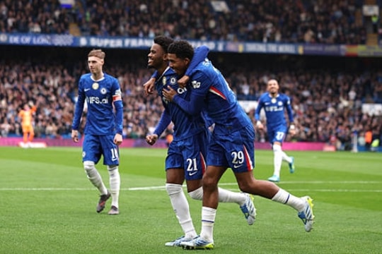 Chelsea hủy diệt Port Vale 7-0 tại FA Cup: Màn thị uy sức mạnh của dàn sao trẻ