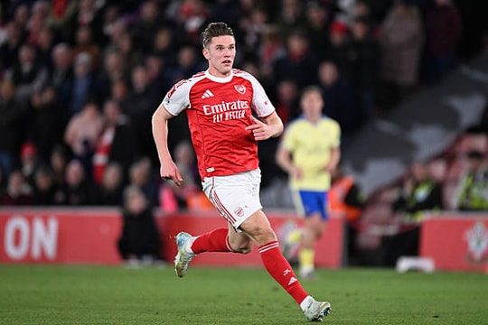 Arsenal dừng bước tại FA Cup: Hai thái cực Gabriel Jesus và Viktor Gyokeres