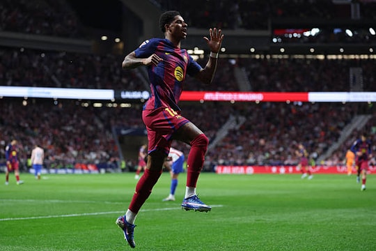 Chấm điểm Barcelona thắng kịch tính Atletico Madrid: Rashford giải hạn và Lewandowski rực sáng