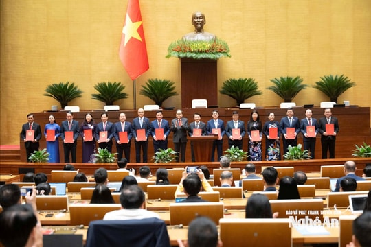 Quốc hội bầu Phó Chủ tịch Quốc hội và Ủy viên Ủy ban Thường vụ Quốc hội