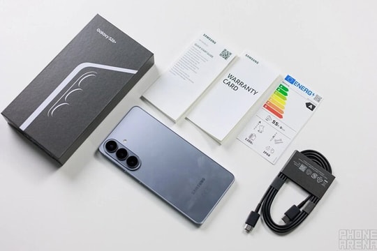 Samsung Galaxy S26 Plus giảm giá gần 10 triệu đồng: Cơ hội sở hữu flagship 2026