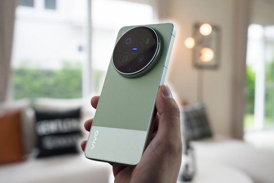 vivo công bố bảng giá linh kiện X300 Ultra: Pin giá rẻ, bo mạch chủ tới 16 triệu đồng