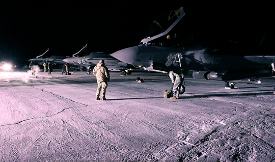 Kịch bản đối đầu F-35 và kế hoạch phòng thủ Greenland của Đan Mạch