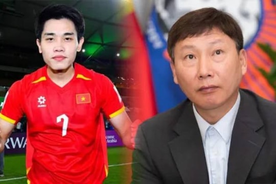 HLV Kim Sang-sik tính chuyện gọi Đình Bắc dự ASIAD 20 cùng lứa U21