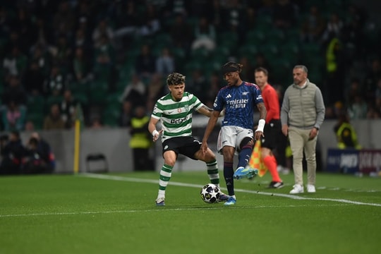 Maxi Araujo tỏa sáng trước Arsenal: Lời giải cho hành lang trái của MU