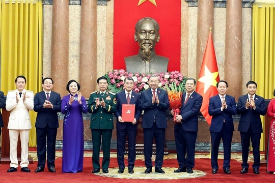 Tổng Bí thư, Chủ tịch nước trao quyết định bổ nhiệm các Phó Thủ tướng, Bộ trưởng
