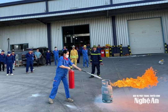 Cháy liên tiếp đầu mùa nắng nóng, Nghệ An siết chặt phòng cháy, chữa cháy